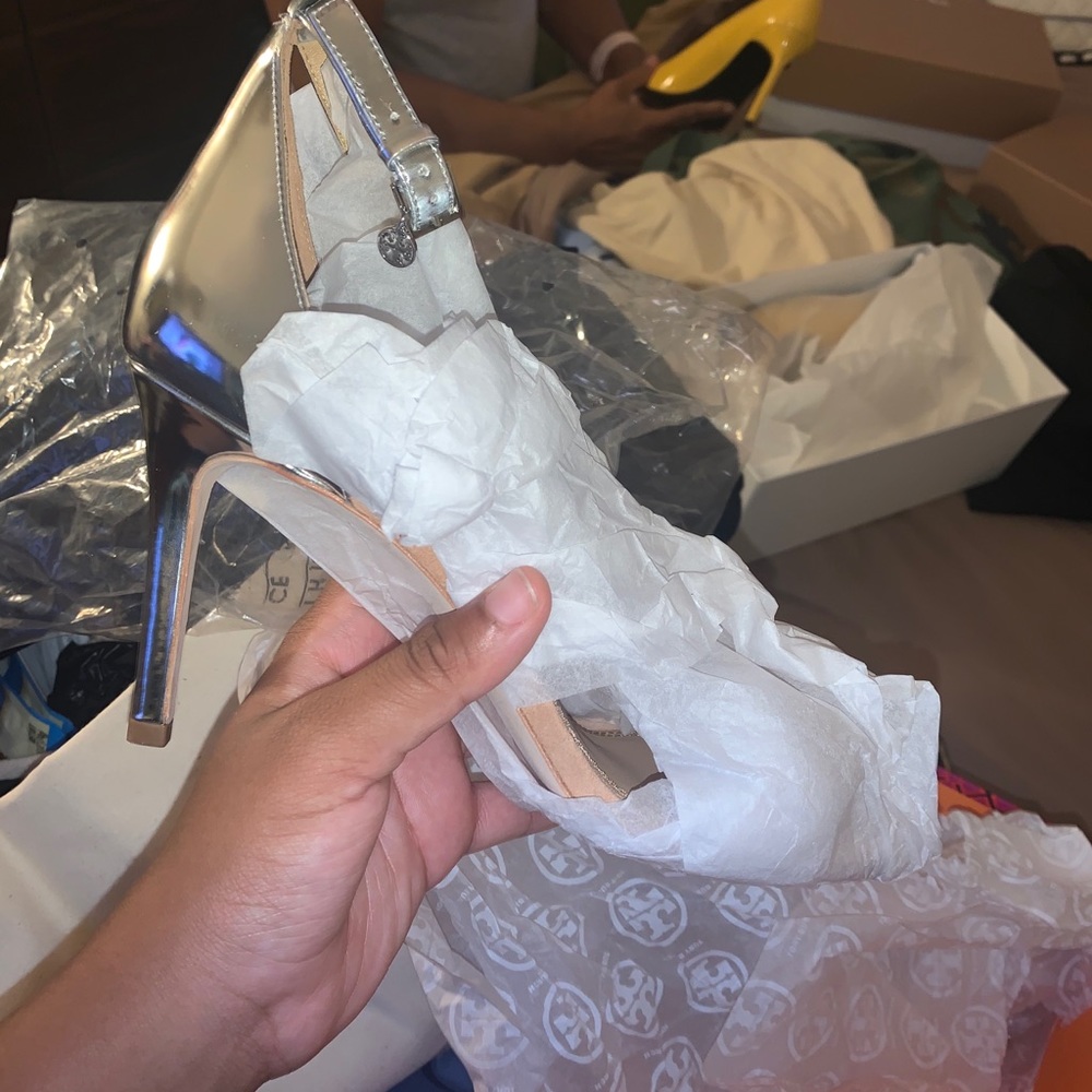 Tory Burch Heels - Picture 5 of 6